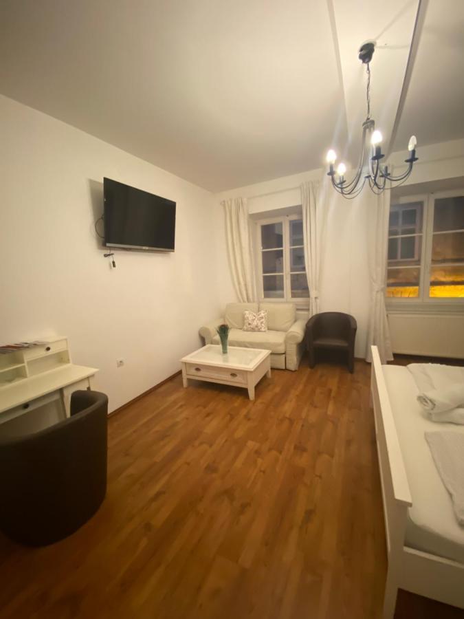 Guest House Nokturno Zagreb Ngoại thất bức ảnh