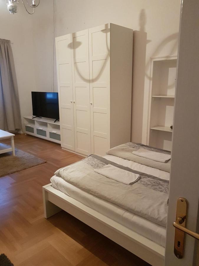 Guest House Nokturno Zagreb Ngoại thất bức ảnh